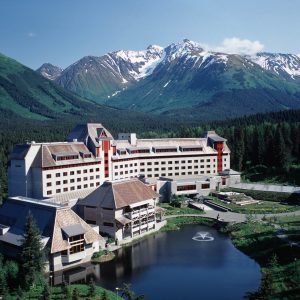 2016-alyeska-hotel-view-graham0_320a0b4d-5056-a36a-0a9a3537c1364d4c